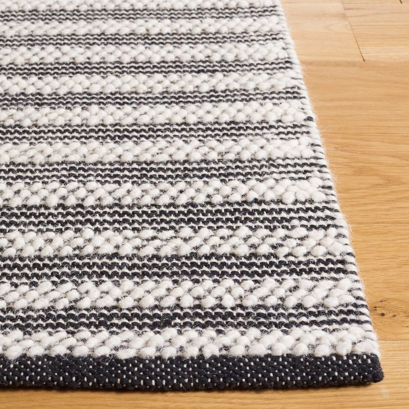 Natura NAT227 Hand Woven Indoor Area Rug - Ivory/Black - 5'x8' - Safavieh