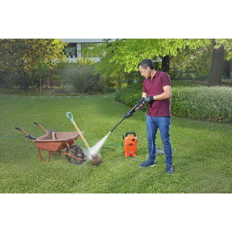 Black & Decker BEPW1700 1700 max PSI 1.2 GPM Corded Cold Water Pressure Washer