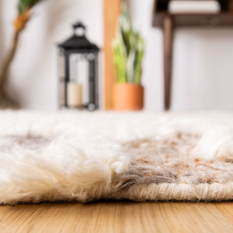 Manhattan MAN458 Hand Knotted Wool-Viscose Blend Area Rug - Ivory/Grey- 8' X 10' - Safavieh.