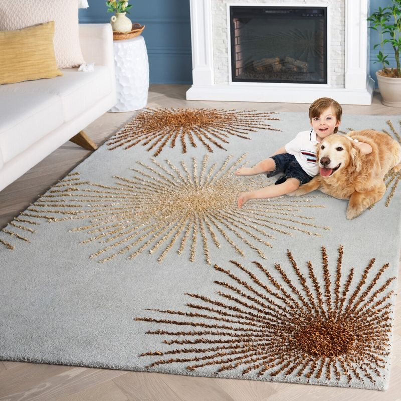 Soho SOH712 Hand Tufted Indoor Accent Rug - Light Blue/Multi - 3'6"x5'6" - Safavieh.
