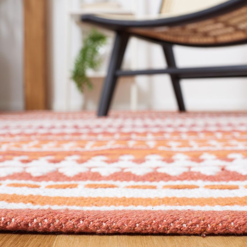 Montauk MTK451 Hand Woven Area Rug - Orange/Ivory - 6'x6' - Safavieh.
