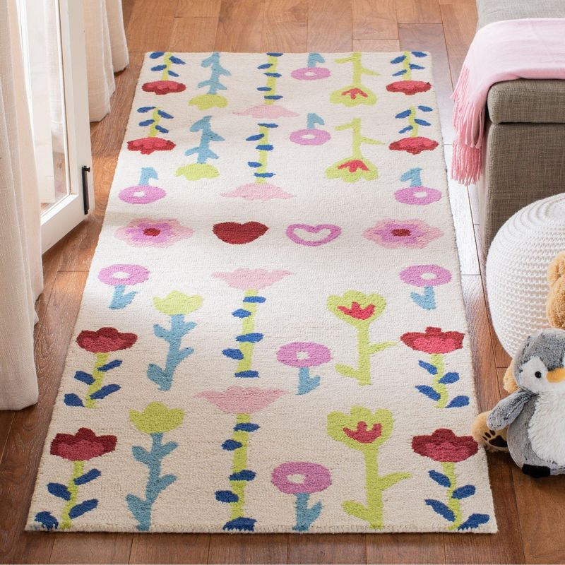 Safavieh Kids Floral SFK918 Hand Tufted Indoor Runner Rug - Ivory/Pink - 2'6"x8' - Safavieh