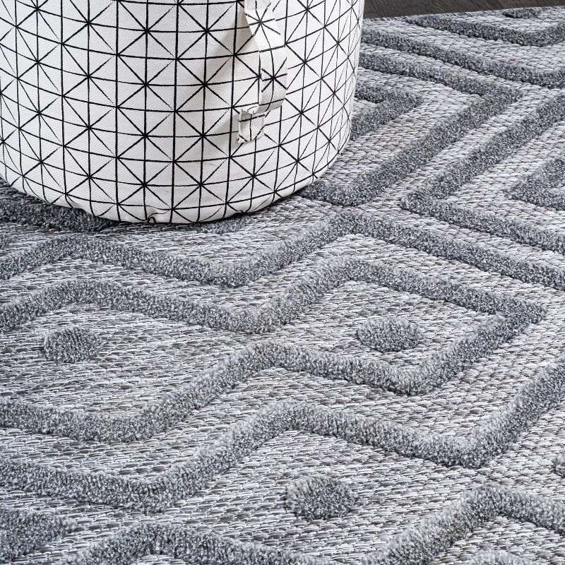 4'x6' Balansat Moroccan Diamond Indoor/Outdoor Area Rug, Dark Gray - JONATHAN Y