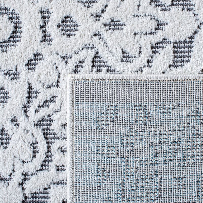 Cabana CBN662 Power Loomed Indoor and Outdoor Accent Rug - Ivory/Grey - 2'2"x5' - Safavieh.