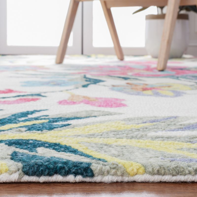 Jardin JAR151 Hand Tufted Area Rug - Ivory/Pink - 5'x8' - Safavieh