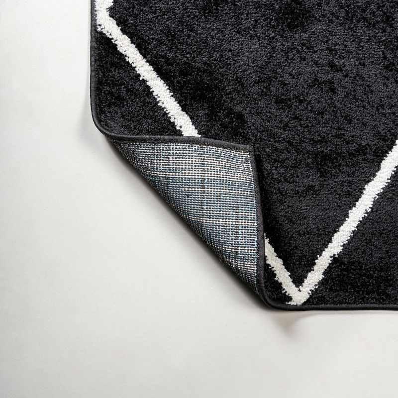 2'x10' Cole Minimalist Diamond Trellis Runner Rug, Black/White - JONATHAN Y