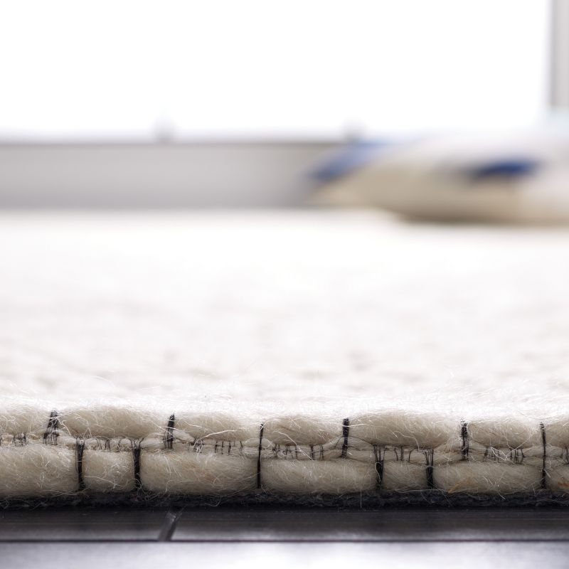 Marbella MRB752 Hand Woven Indoor Accent Rug - Ivory/Black - 4'x6' - Safavieh