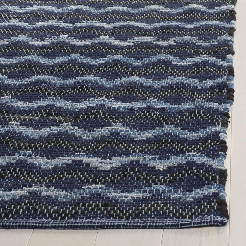 Montauk MTK120 Hand Woven Indoor Accent Rug - Navy Blue/Black - 3'x5' - Safavieh