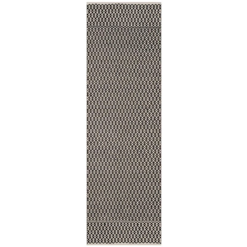 Montauk MTK339 Hand Woven Indoor Runner Rug - Ivory/Black - 2'3"x12' - Safavieh