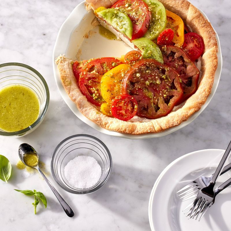 9" Round Stoneware Ruffle Pie Dish Cream - Figmint™