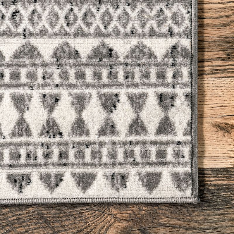 Nuloom Catherina Trellis 4x6 Indoor Area Rug for Living Room Bedroom Dining Room Kitchen, Grey/Ivory