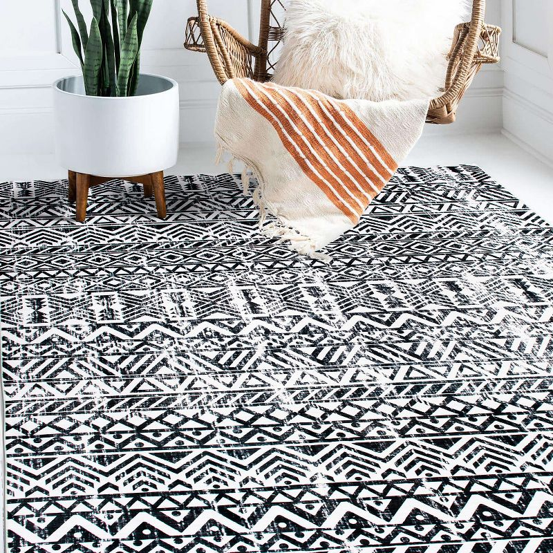 World Rug Gallery Distressed Boho Machine Washable Area Rug - Gray 5' x 7'