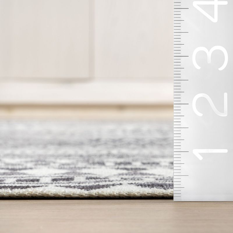 Nuloom Kira Pet Friendly Machine Washable Geometric Area Rug, 3' x 5', Grey