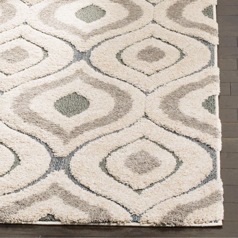Florida Shag SG461 Power Loomed Indoor Accent Rug - Cream/Light Blue - 4'x4' Square - Safavieh