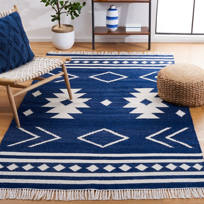 Kilim With Fringes KLM764 Flat weave Area Rug - Navy/Ivory - 5'x8' - Safavieh
