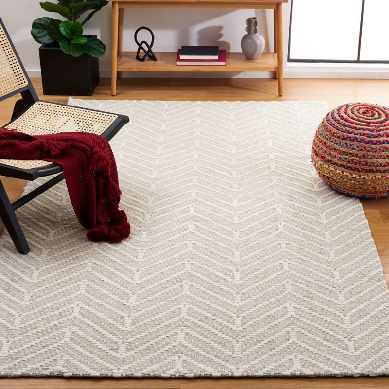 Marbella MRB324 Hand Woven Indoor Accent Rug - Ivory/Beige - 4'x6' - Safavieh
