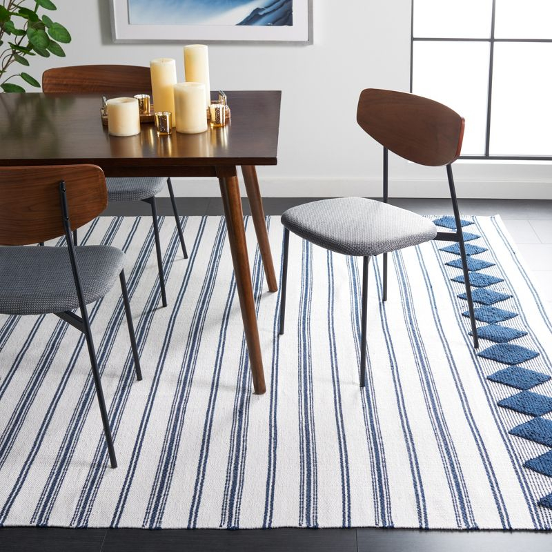 Montauk MTK708 Hand Woven, Flat Weave Indoor Area Rug - Navy/Ivory - 6'x6' - Safavieh