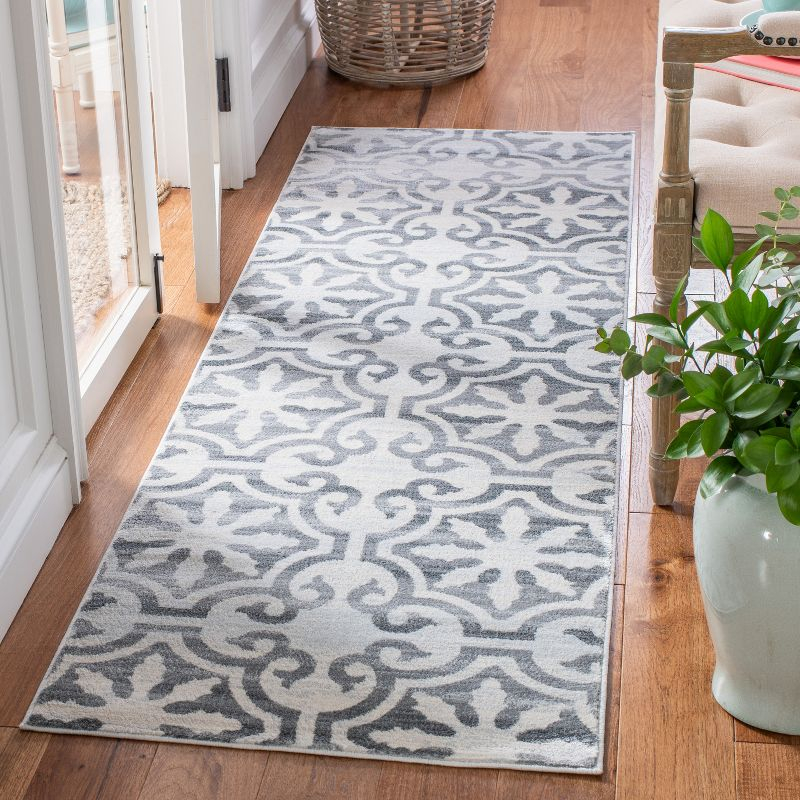 Martha Stewart Isabella - MSR0956 - Indoor Power Loomed Runners - Grey/Ivory - 2'2"x7'