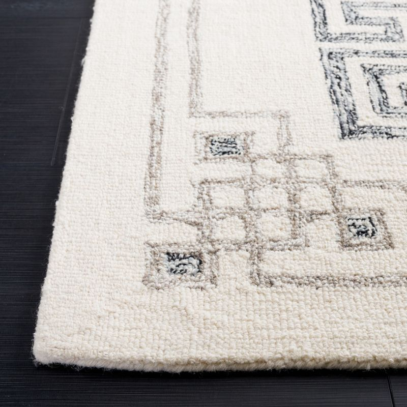Casablanca CSB989 Hand Tufted Indoor Area Rug - Ivory/Black - 8'x10' - Safavieh