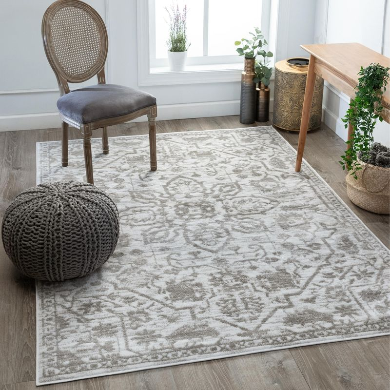 Well Woven Della Cream Vintage Medallion Pattern Area Rug 9x13 (9'3" x 12'6")