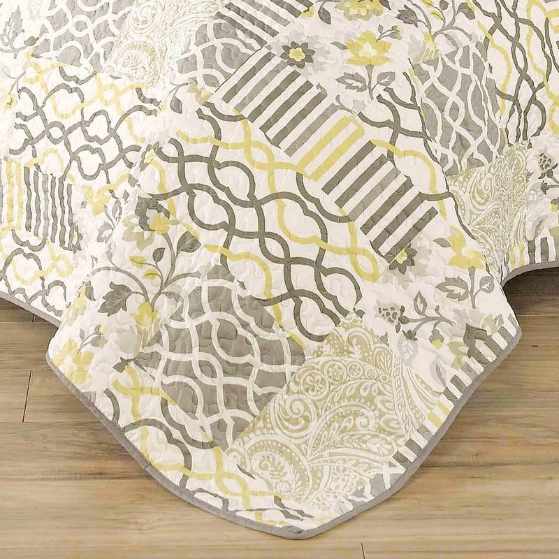 Set in Spring 3 Piece Quilt Set - Traditions by Waverly