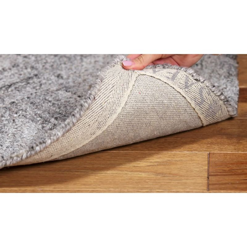 Abstract ABT607 Handmade Indoor Area Rug - Grey/Black - 6'x6' - Safavieh