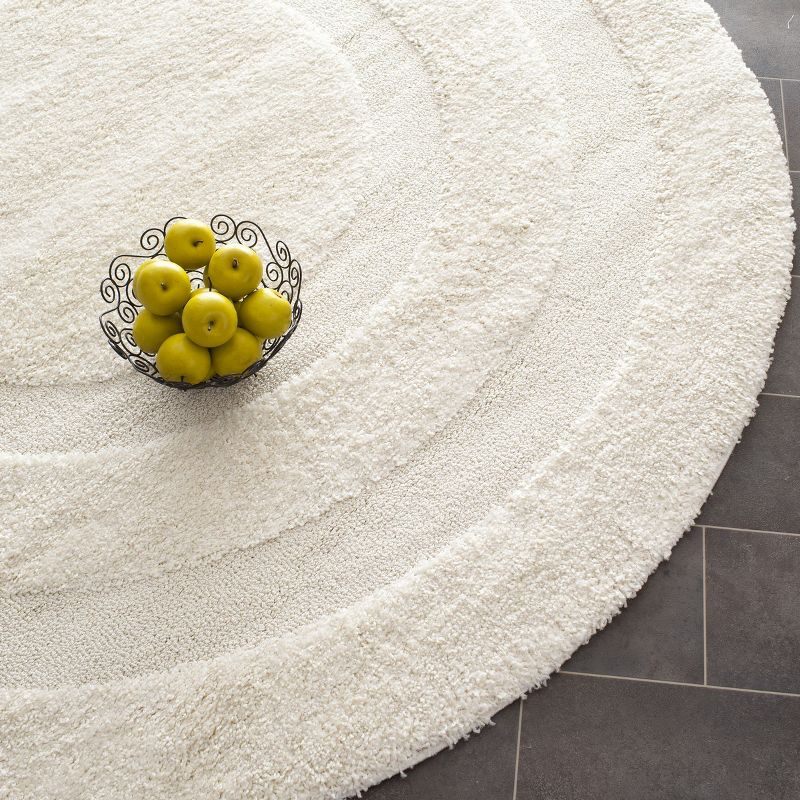 Florida Shag SG454 Power Loomed Indoor Area Rug - Creme/Creme - 4' round - Safavieh.