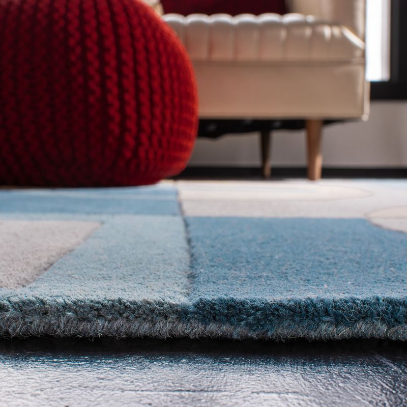 Rodeo Drive RD845 Hand Tufted Indoor Accent Rug - 2'3"x4' - Blue/Multi - Safavieh