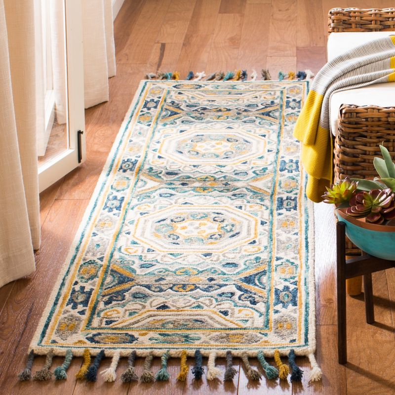 Aspen APN251 Hand Tufted Runner Rug - Ivory/Charcoal - 2'3" X 7' - Safavieh.