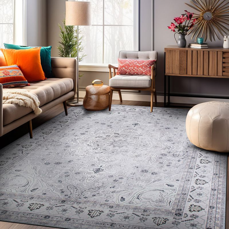 World Rug Gallery Transitional Medallion Machine Washable 5'x7' Gray Area Rug