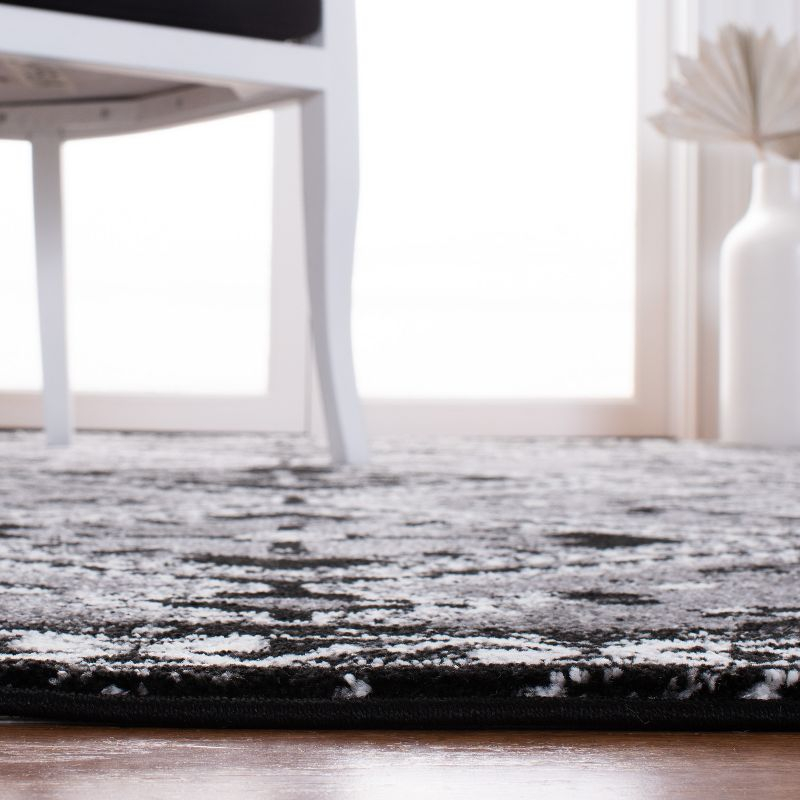 Vintage Hamadan VTH293 Power Loomed Accent Rug - Grey/Black - 2'7"x5' - Safavieh.