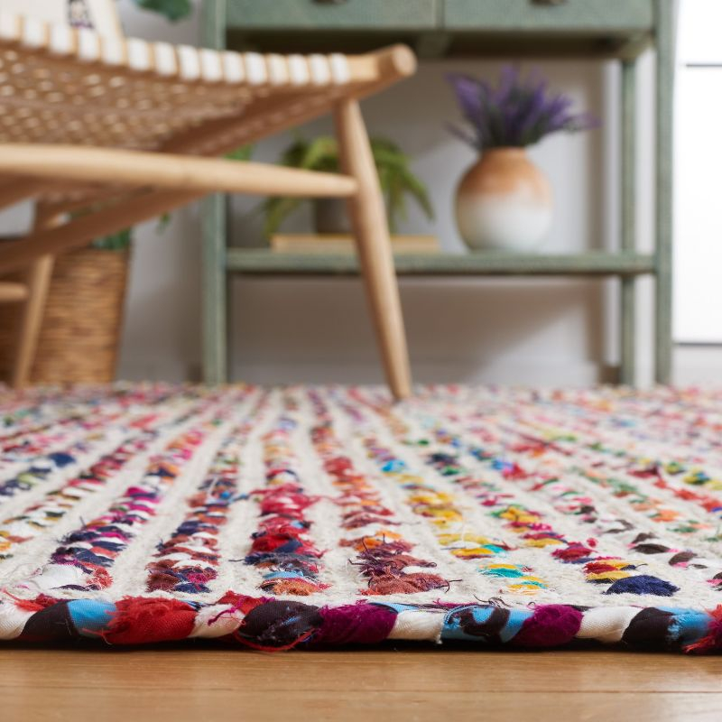 Braided BRD261 Hand Braided Area Rug - Ivory/Multi - 8'x10' - Safavieh.
