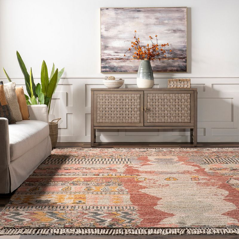 nuLOOM Hermina Southwestern Tasseled Area Rug, Runner 2' 6" x 8', Multicolor