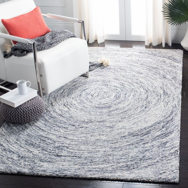 Ikat IKT633 Hand Tufted Area Rug - Silver/Grey - 6'x9' - Safavieh.