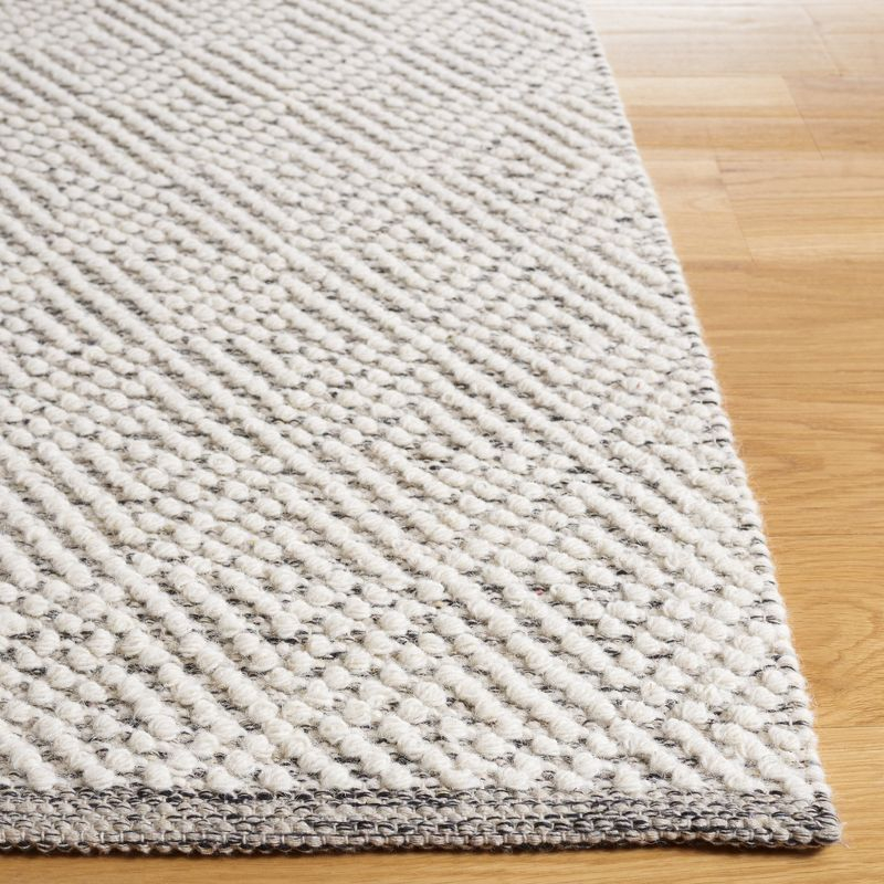 Natura NAT503 Hand Woven Indoor Area Rug - Ivory/Light Grey - 4'x6' - Safavieh