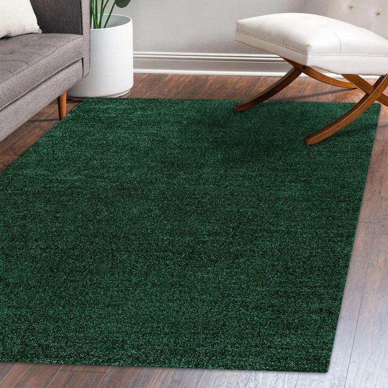 Haze Solid Low-Pile Emerald 10 ft. x 14 ft. Area rug -JONATHAN Y