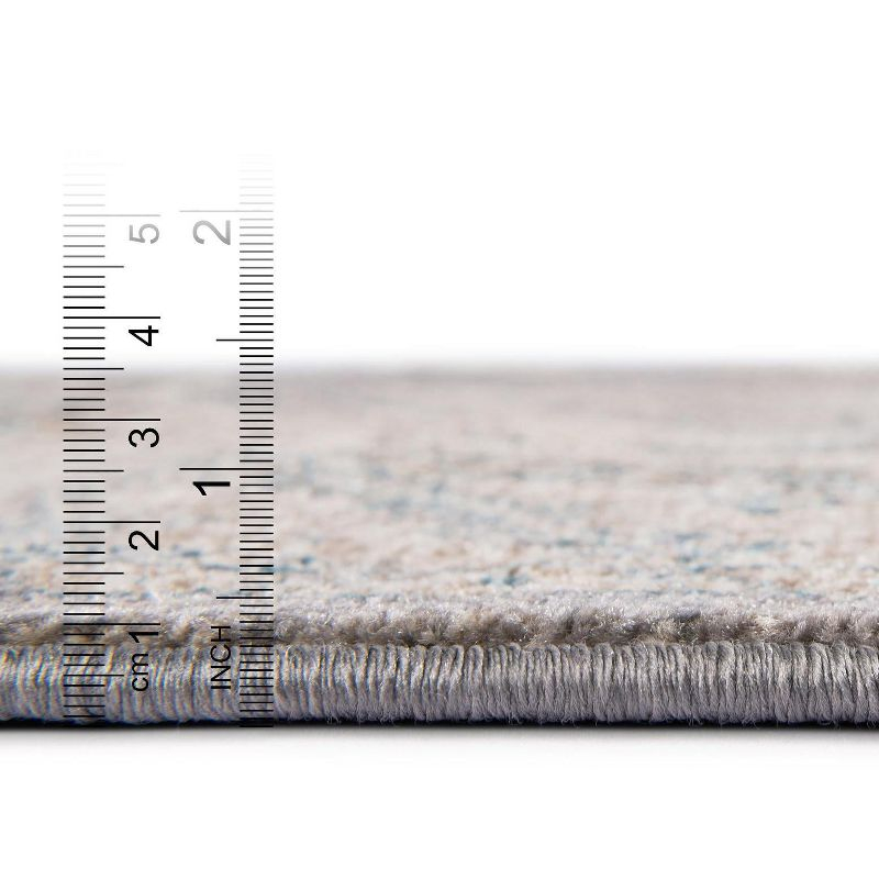 Unique Loom 5' 1 x 5' 1 Round Gray Salzburg Altstadt Area Rug