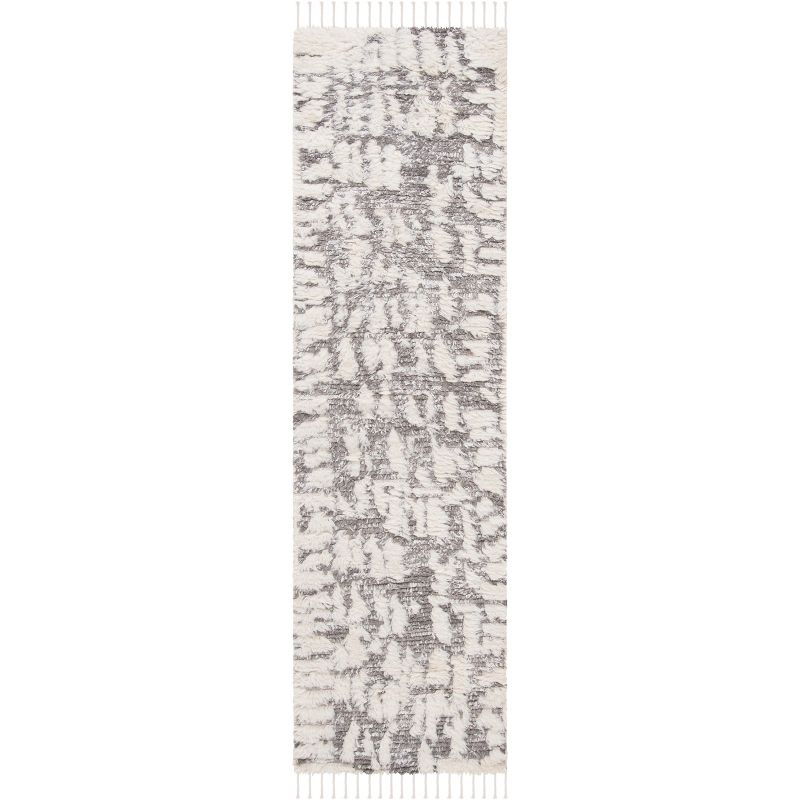 Manhattan MAN469 Hand Knotted Runner Rug - Ivory/Grey - 2'3"x8' - Safavieh.