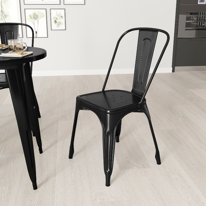 Merrick Lane Black Metal Dining Chair With Curved Vertical Slatted Back And Square Seat