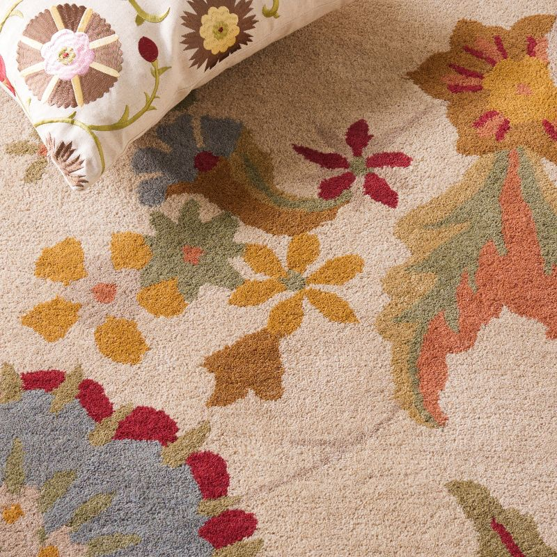 Soho SOH702 Hand Tufted Indoor Area Rug - Ivory/Sage - 7'6"x9'6" - Safavieh