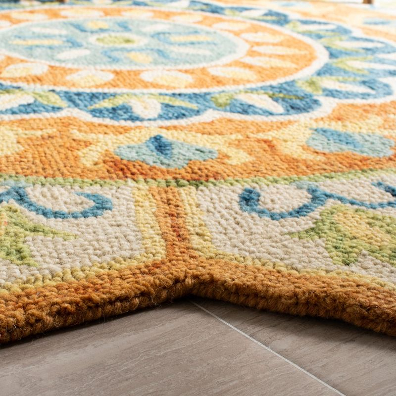 Novelty NOV605 Hand Tufted Indoor Area Rug - Rust/Ivory - 6' Round - Safavieh