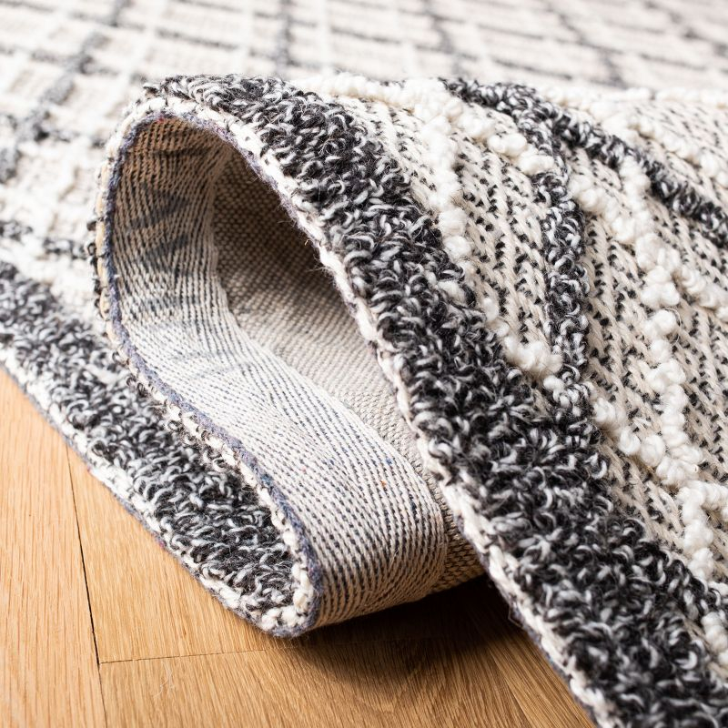 Trace TRC251 Hand Tufted Accent Rug - Dark Grey/Light Grey - 2'3"x4' - Safavieh.