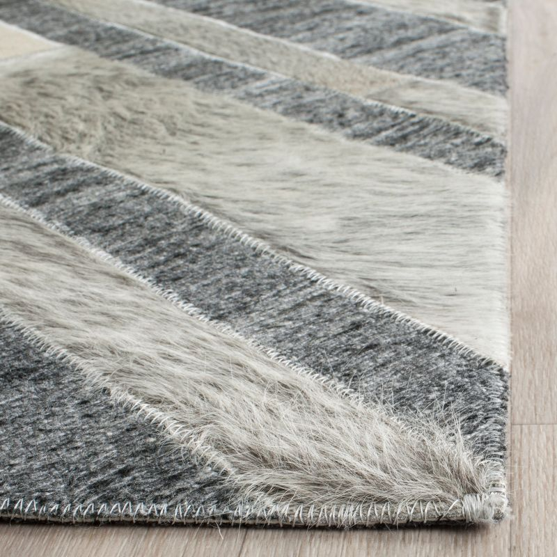 Studio Leather STL223 Hand Woven Area Rug - Ivory/Dark Grey - 8'x10' - Safavieh.