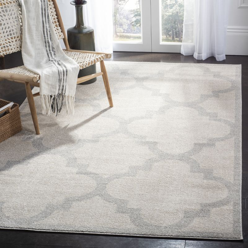 Amherst AMT423 Power Loomed Indoor Area Rug - Beige/Light Grey - 5'x5' - Safavieh