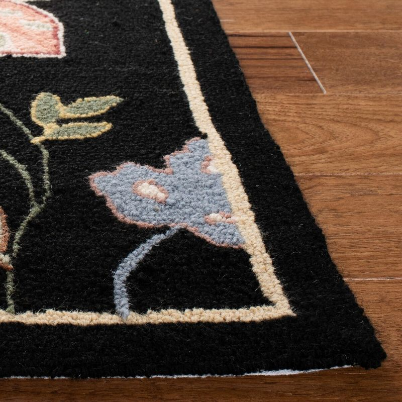 Chelsea HK306 Handmade Accent Rug - 2'9"x4'9" - Black - Safavieh