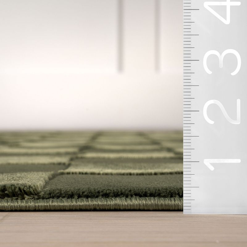 Nuloom Alaiya Checkered Machine Washable Indoor Area Rug, Runner 2' 8" x 8', Green