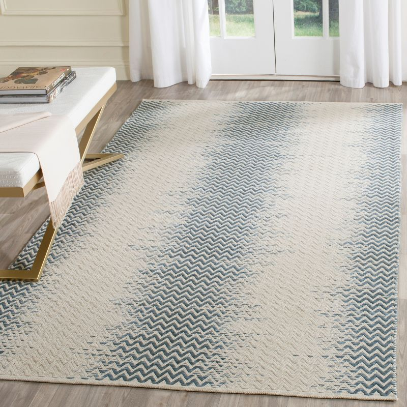 Cotton Kilim KLC121 Hand Woven Area Rug - Blue/Ivory - 4'x6' - Safavieh