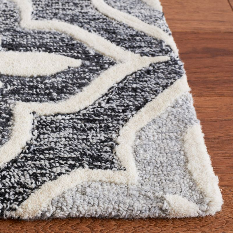 Metro MET872 Hand Tufted Area Rug - Black/Ivory - 6'x6' - Safavieh.