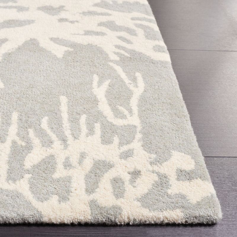 Bella BEL115 Hand Tufted Area Rug - Grey/Ivory - 4'x6' - Safavieh.