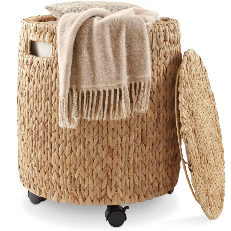 Casafield Rolling Storage Basket - Natural, Handwoven Hyacinth Rolling Hamper with Lid, Storage Bin on Wheels for Living Room, Bathroom, Laundry